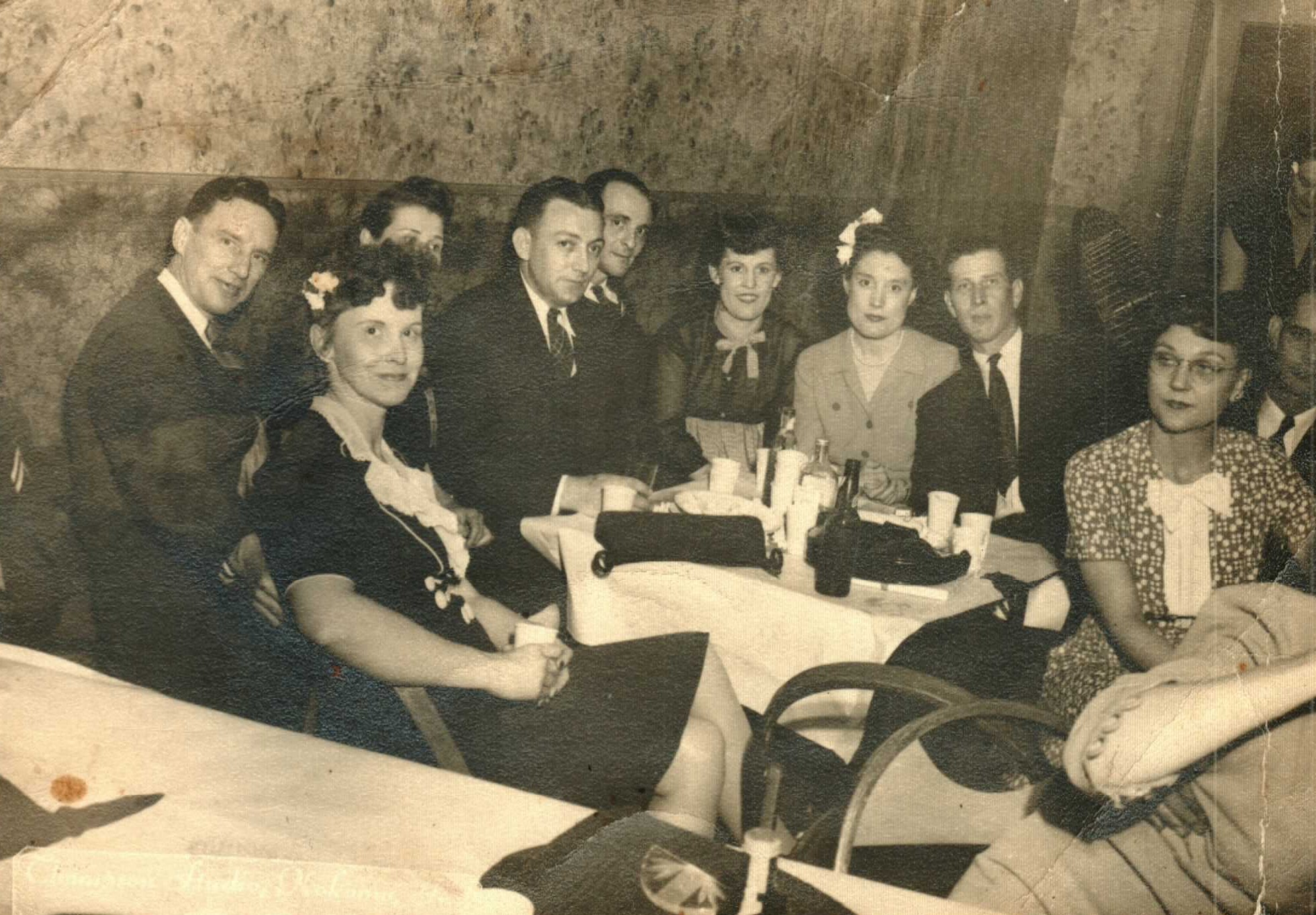 Mary and Elmer Doan with family including Mae and Bob Kain, Don and Jesse Sallee