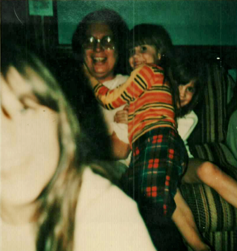 Virginia Rogers with children, Mae, Jean & Amy