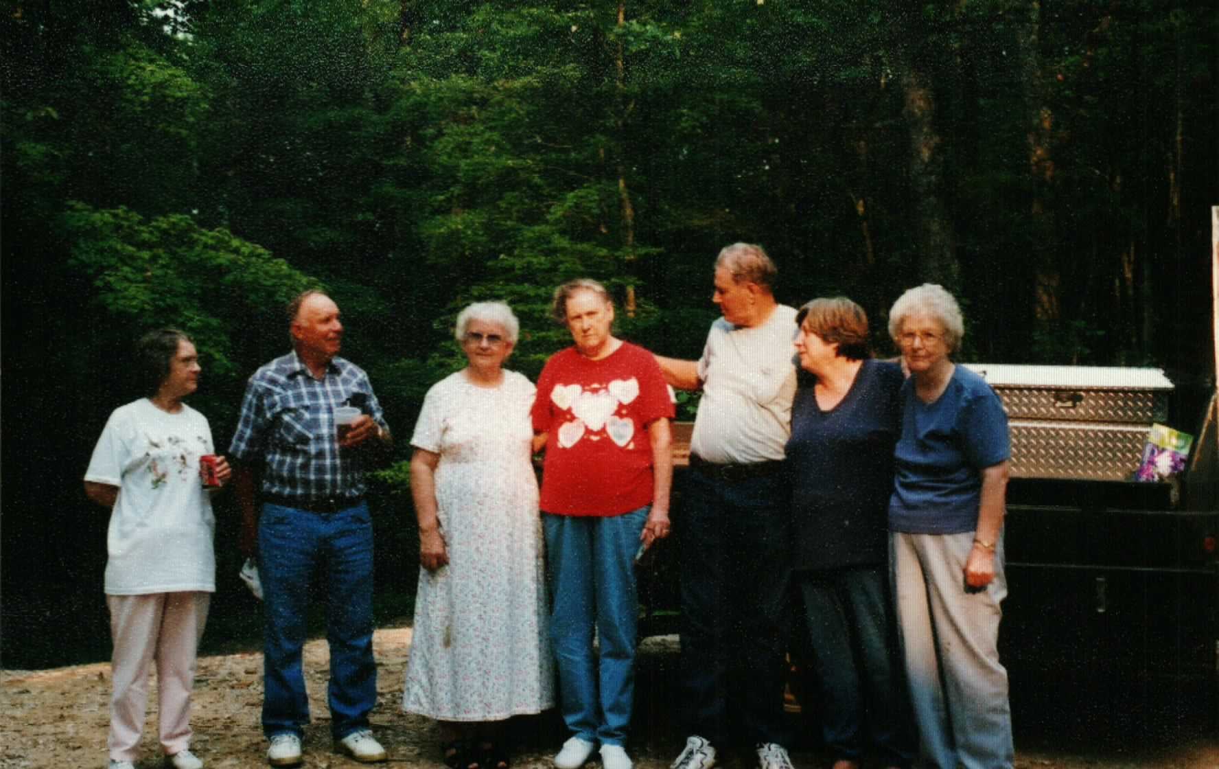 2 unknown cousins, Gertha Holder, Ishmael Rogers, Virginia Rogers & Dorothy Sea
